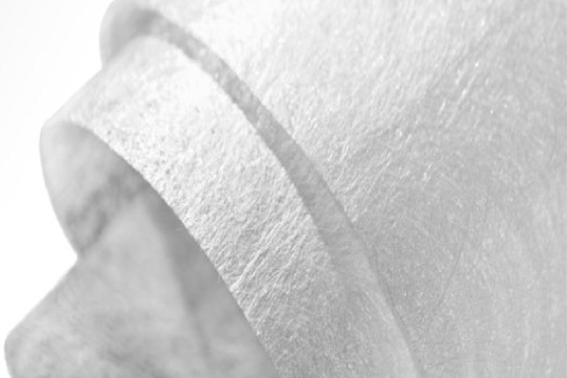 <span style="font-size:24px;">Coarse Denier Nonwoven Fabric</span>